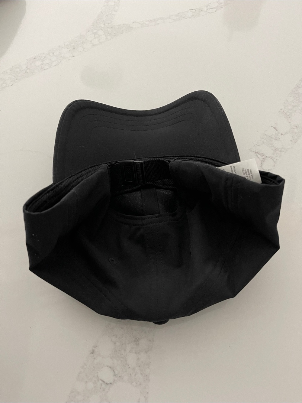 ALO Black Cap with Silvery/White Logo - Picture 2 of 3